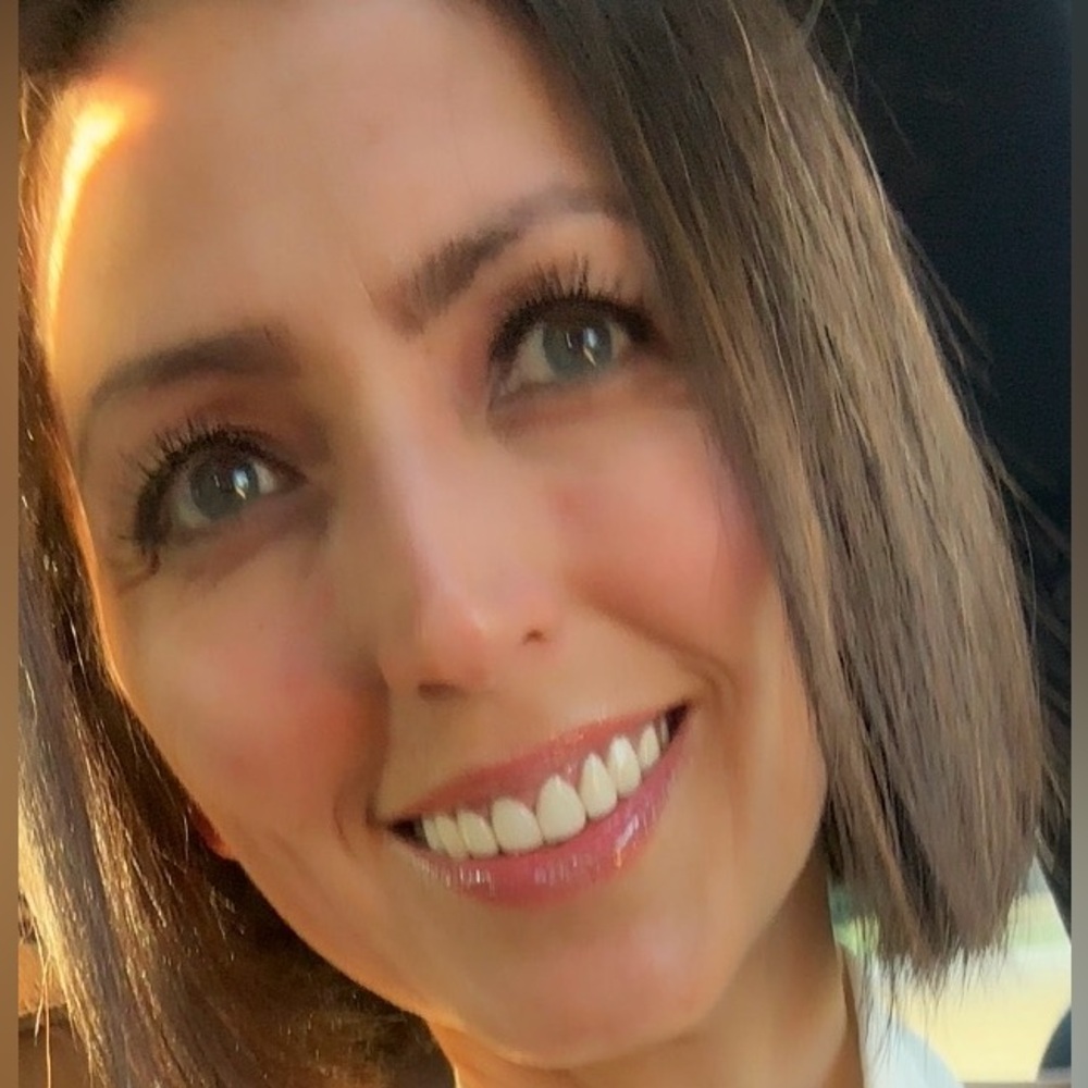 Meet your Posher, Cici